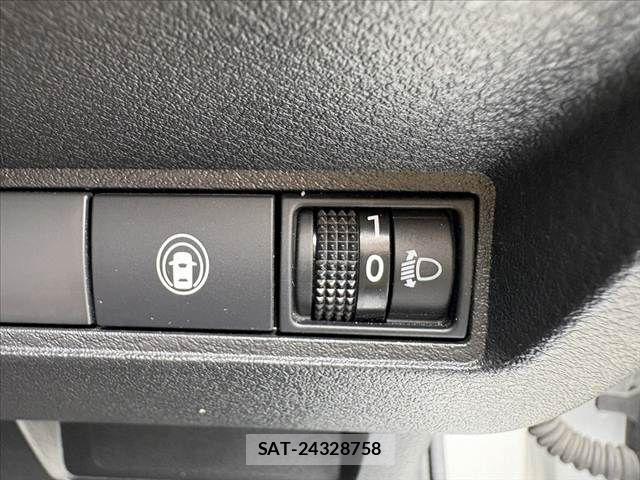 Nissan NOTE 2021-04 7329043-2