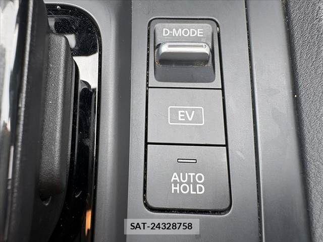 Nissan NOTE 2021-04 7329043-3