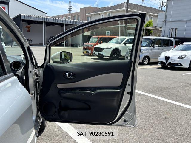 Nissan NOTE 2017-07 7329057-15