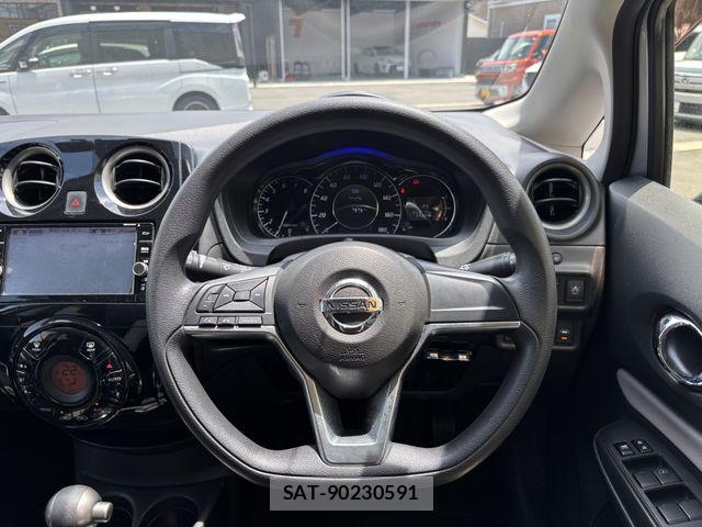 Nissan NOTE 2017-07 7329057-7