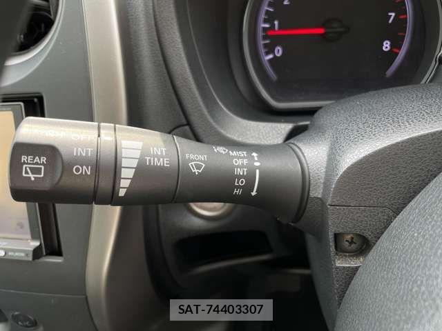 Nissan NOTE 2016-03 7329062-12