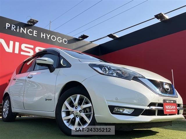 Nissan NOTE 2017-04 7329053-0