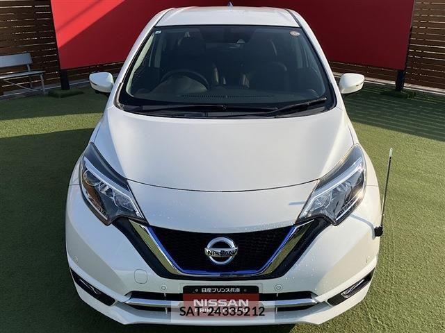 Nissan NOTE 2017-04 7329053-13