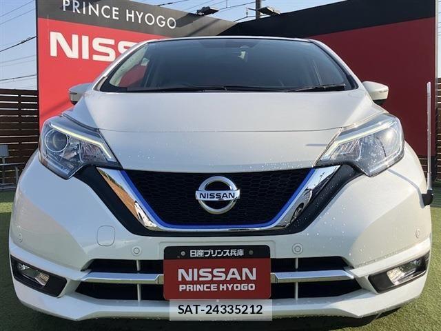 Nissan NOTE 2017-04 7329053-14