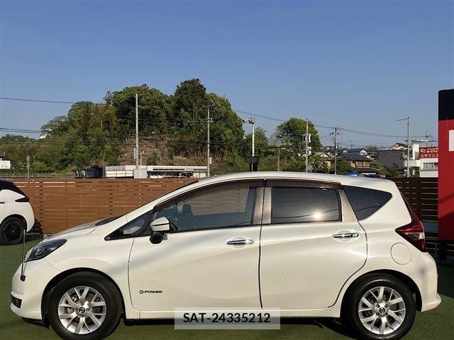 Nissan NOTE 2017-04 7329053-17