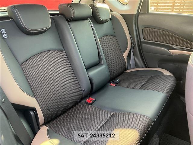 Nissan NOTE 2017-04 7329053-27