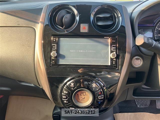 Nissan NOTE 2017-04 7329053-3