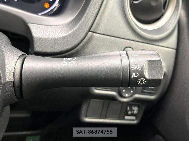 Nissan NOTE 2013-06 7329059-4
