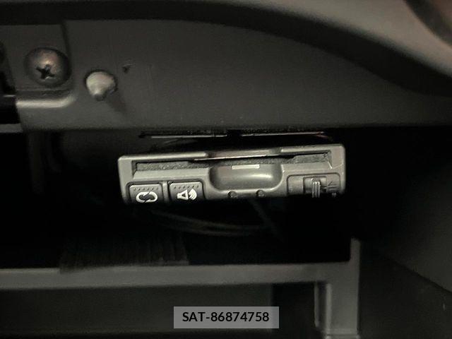 Nissan NOTE 2013-06 7329059-6