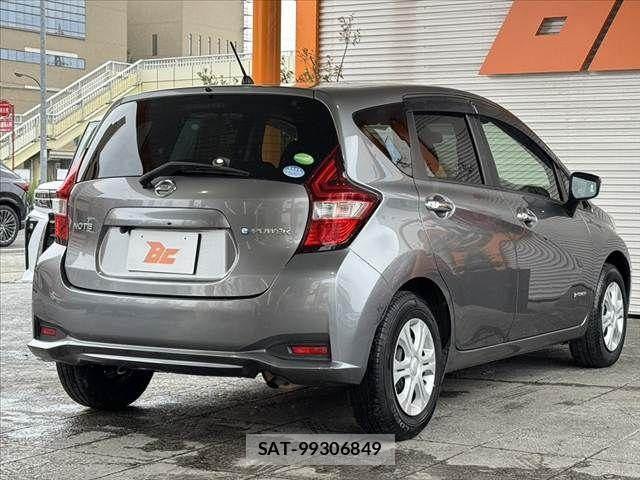 Nissan NOTE 2017-09 7329066-12