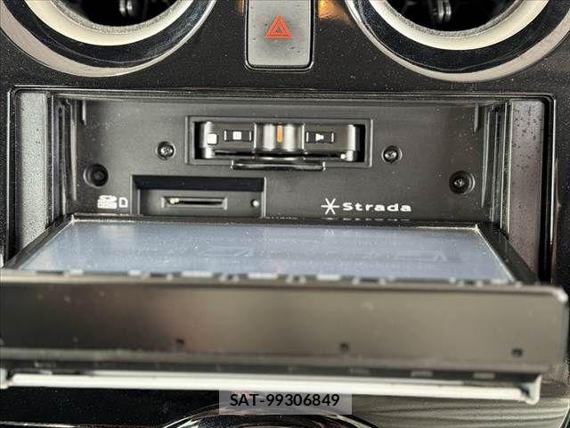 Nissan NOTE 2017-09 7329066-5