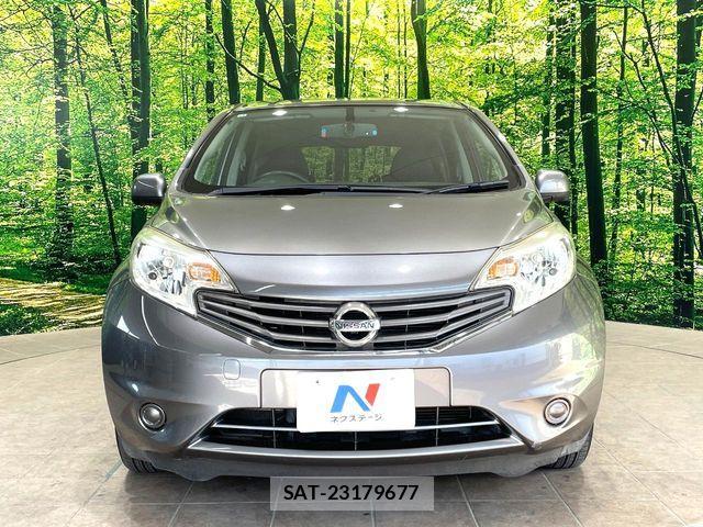 Nissan NOTE 2013-01 7329061-13