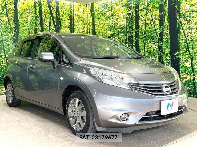 Nissan NOTE 2013-01 7329061-15
