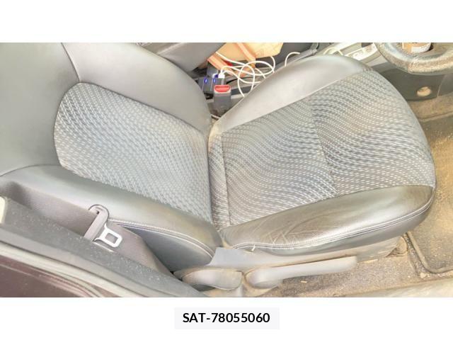 Nissan NOTE 2012-10 7329076-10