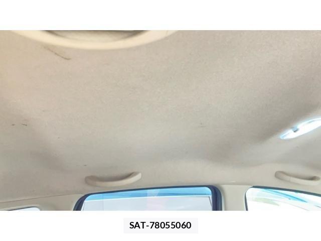 Nissan NOTE 2012-10 7329076-23