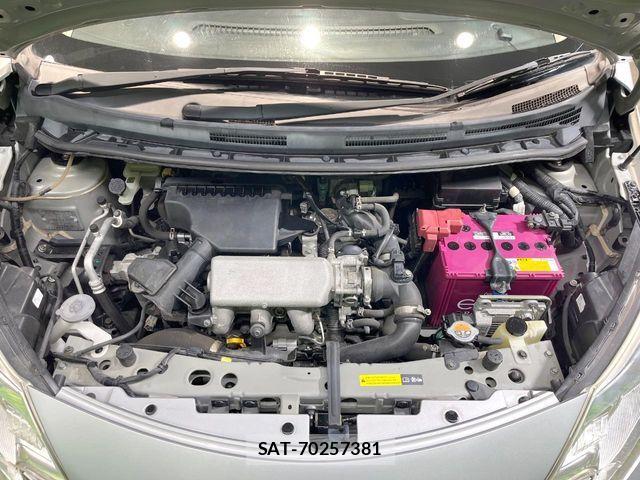 Nissan NOTE 2013-01 7329071-17
