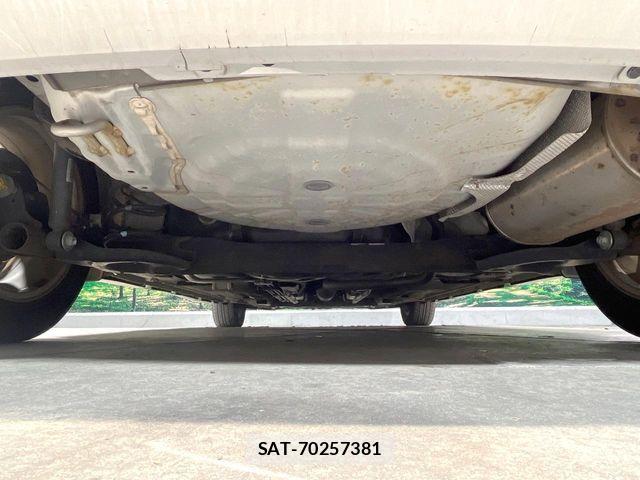 Nissan NOTE 2013-01 7329071-18