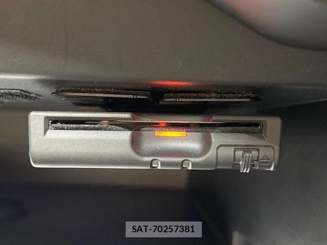 Nissan NOTE 2013-01 7329071-3