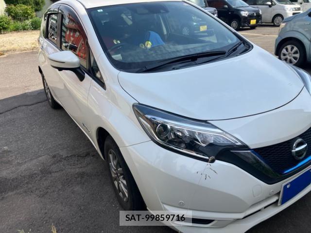 Nissan NOTE 2017-09 7329064-1