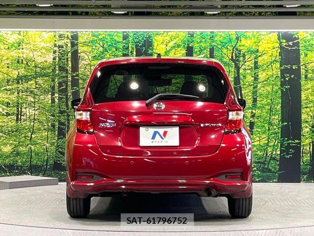 Nissan NOTE 2018-03 7359133-14