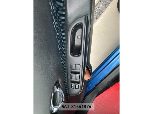 Nissan NOTE 2014-11 7359159-14