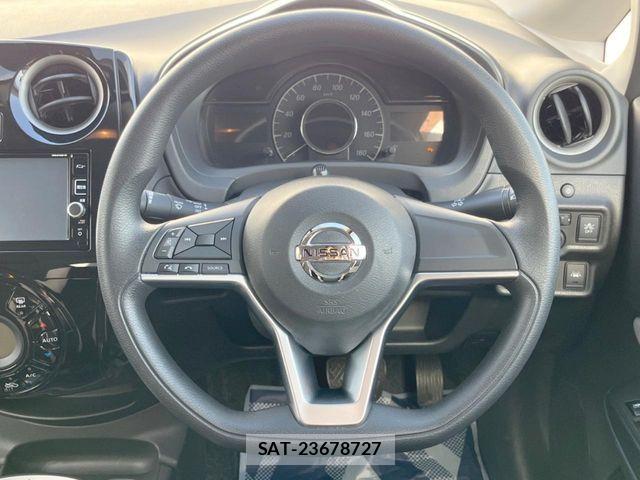 Nissan NOTE 2017-05 7359141-11