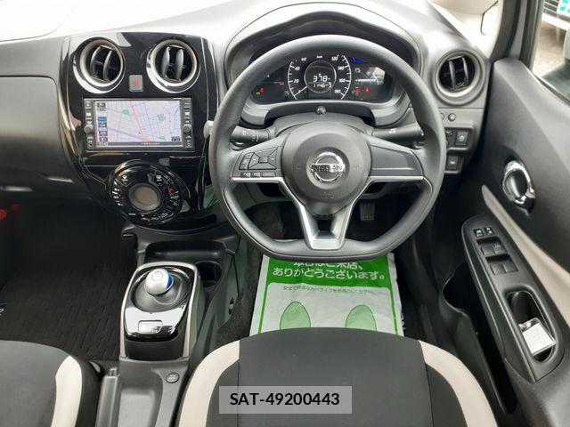 Nissan NOTE 2017-11 7359136-14