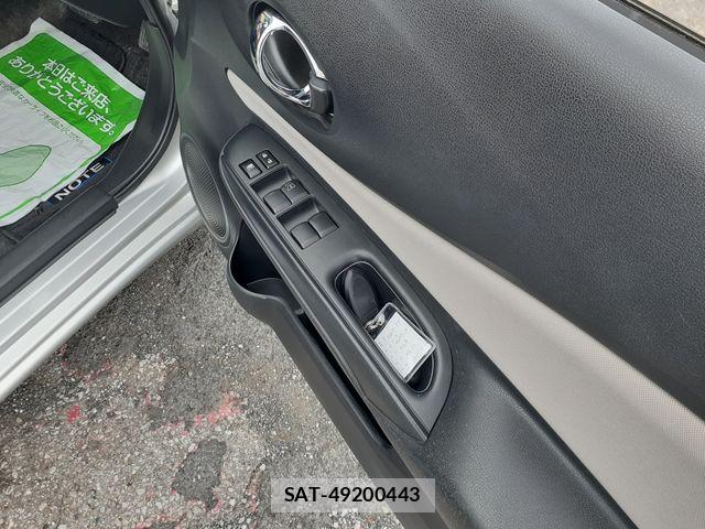Nissan NOTE 2017-11 7359136-28