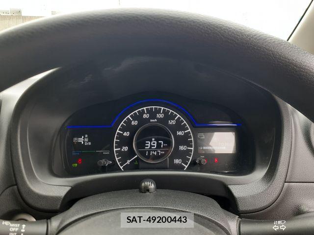 Nissan NOTE 2017-11 7359136-29