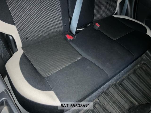 Nissan NOTE 2019-07 7359140-14