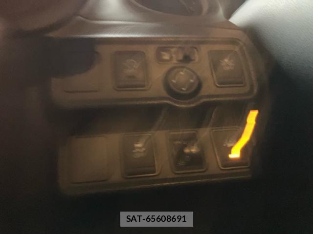 Nissan NOTE 2019-07 7359140-16