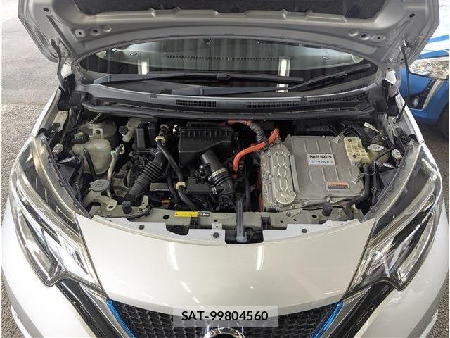 Nissan NOTE 2018-03 7359135-17