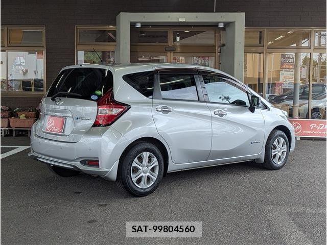 Nissan NOTE 2018-03 7359135-2