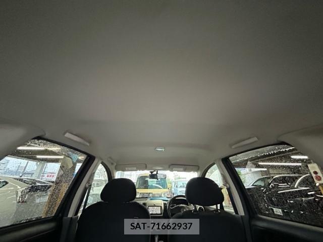 Nissan NOTE 2010-11 7359156-10