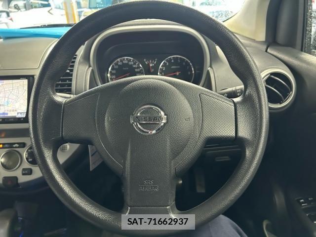 Nissan NOTE 2010-11 7359156-17
