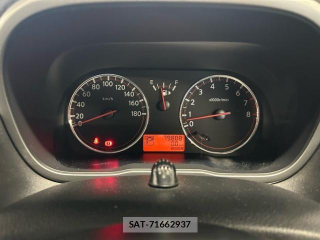 Nissan NOTE 2010-11 7359156-18