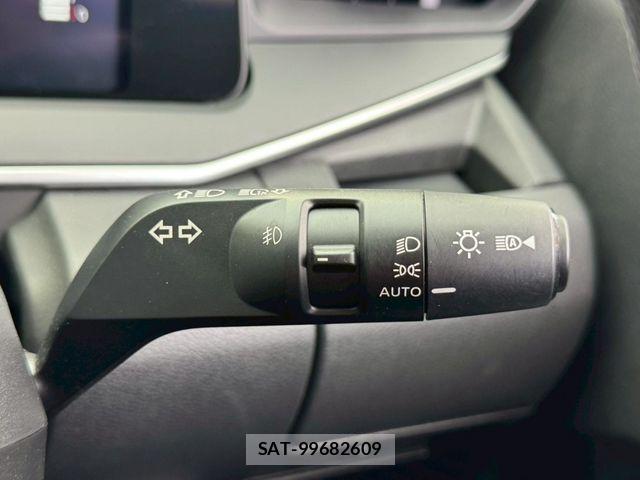 Nissan NOTE 2021-04 7359115-11