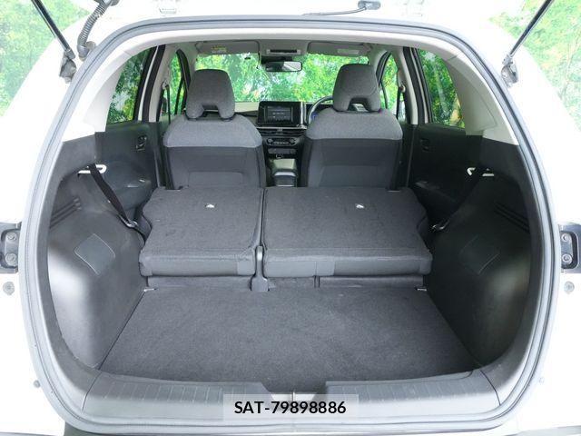 Nissan NOTE 2021-10 7359123-28