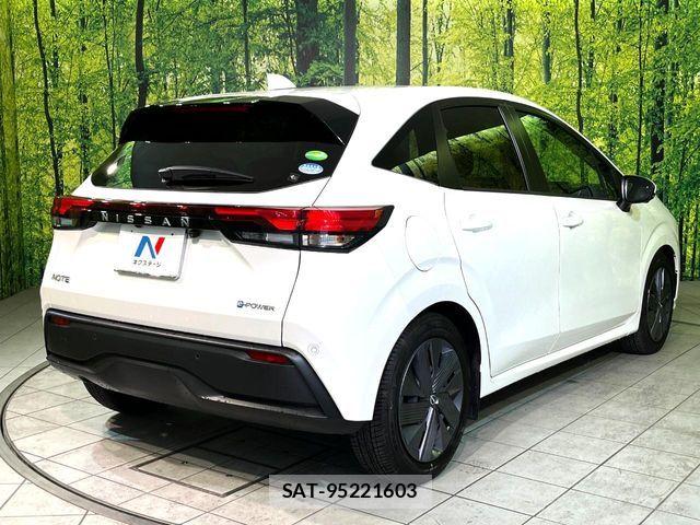 Nissan NOTE 2021-03 7359105-16