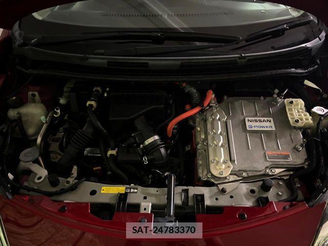 Nissan NOTE 2018-03 7359134-18