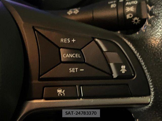 Nissan NOTE 2018-03 7359134-5