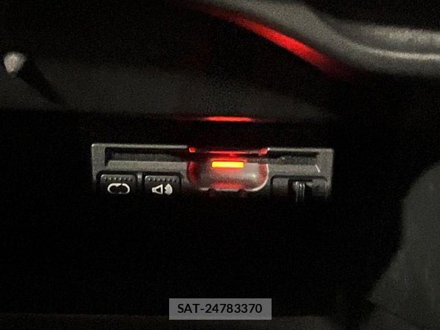 Nissan NOTE 2018-03 7359134-6