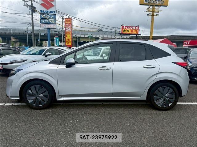 Nissan NOTE 2023-10 7359112-20