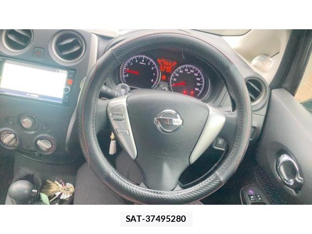 Nissan NOTE 2015-06 7359161-12