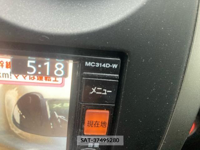 Nissan NOTE 2015-06 7359161-17