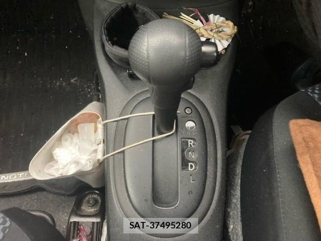 Nissan NOTE 2015-06 7359161-19