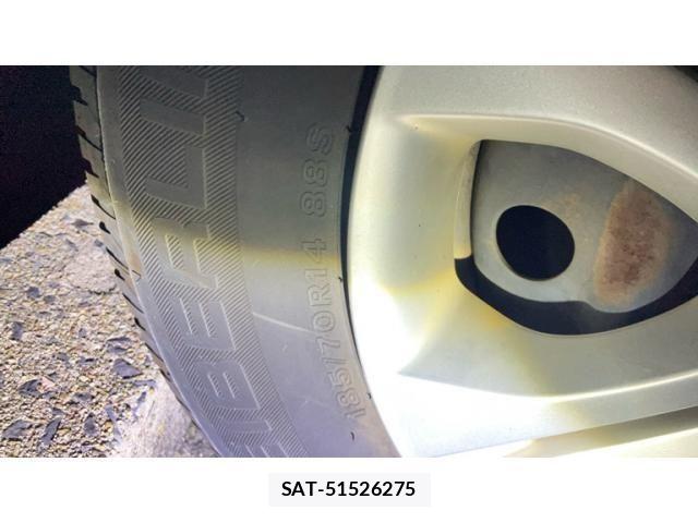 Nissan NOTE 2014-09 7359158-9