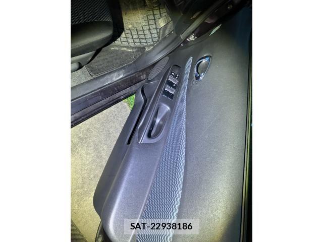 Nissan NOTE 2014-03 7359153-9