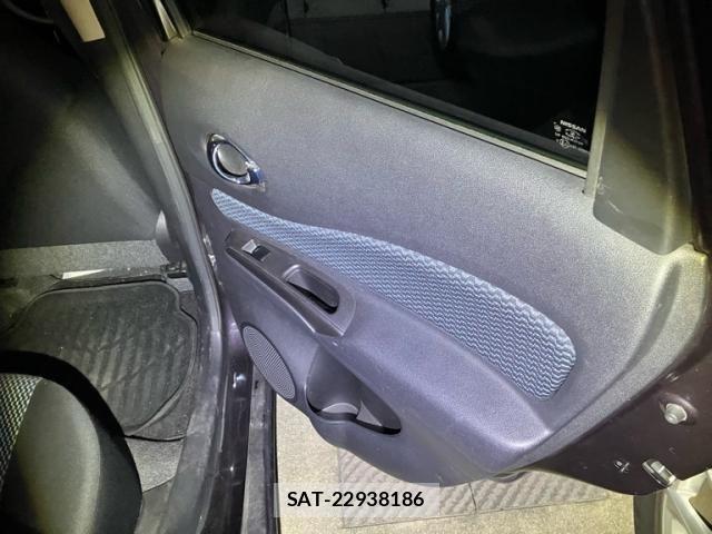 Nissan NOTE 2014-03 7359153-21