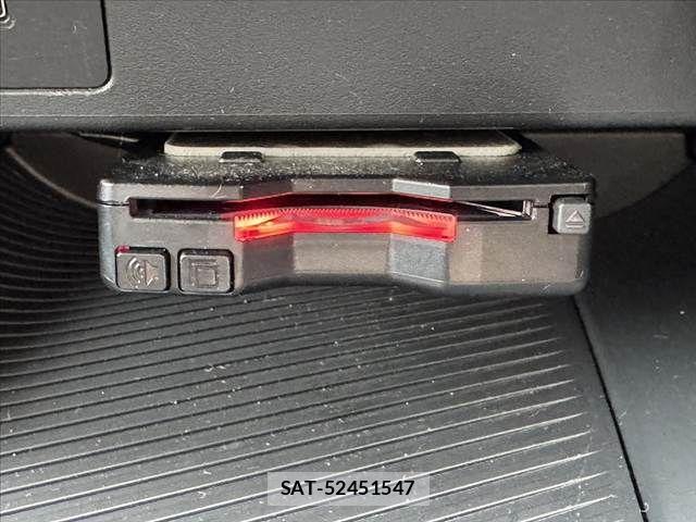 Nissan NOTE 2022-05 7359130-24